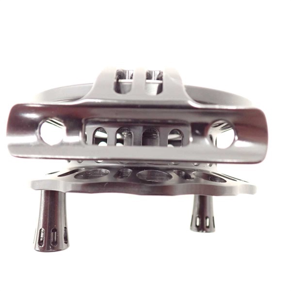 インヴィクタ クロダイ ＭＢリミテッド８５